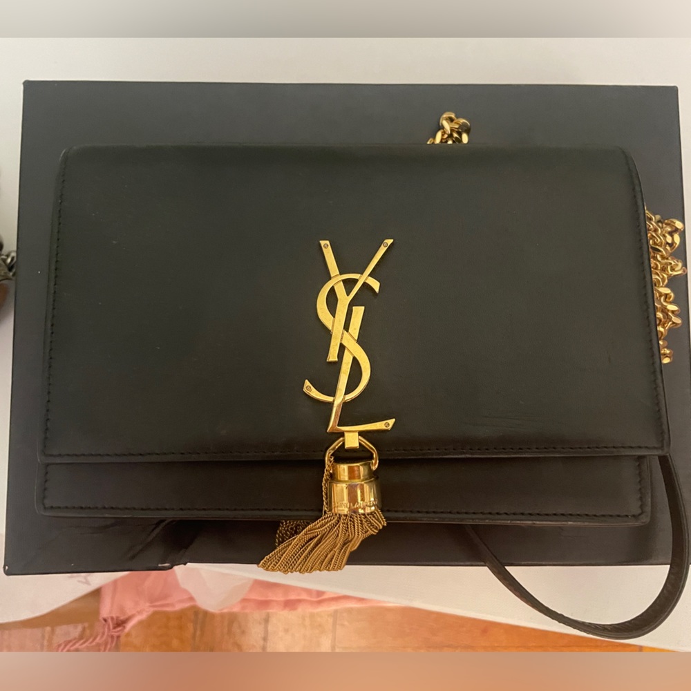 Great Condition. 100% Authentic